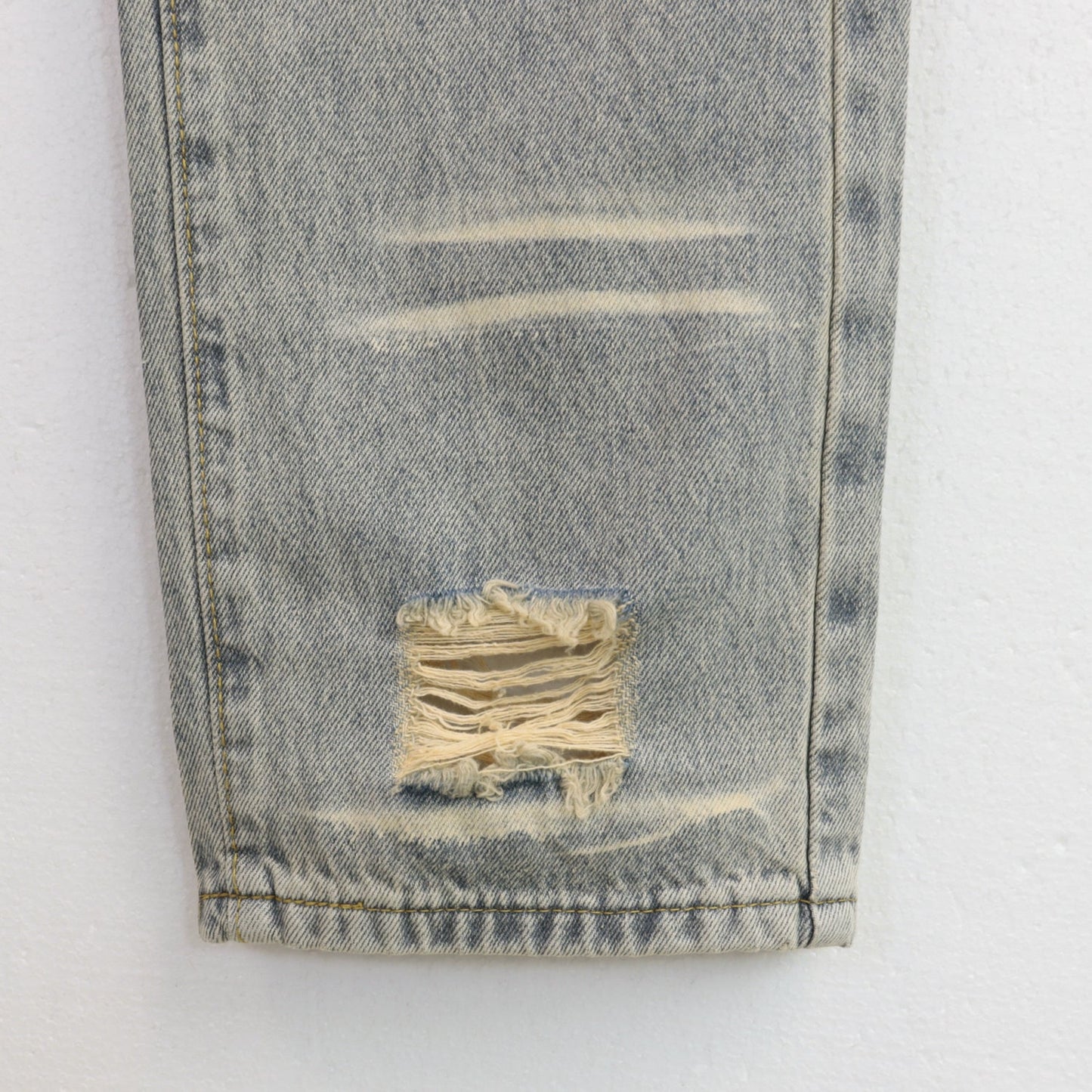 HE 2025 New Jeans 8196